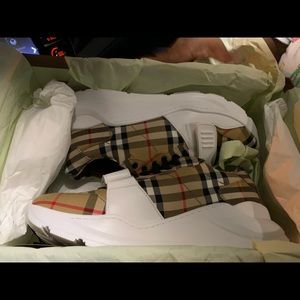 Burberry shoe with matching fanny pack!